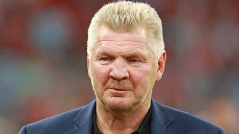 Harry Kane wechselt nach München, der FC Bayern verkündet am Samstag den Transfer als fix. SPORT1-Experte Stefan Effenberg freut sich auf den Kapitän der englischen Nationalmannschaft, hätte aber lieber einen anderen Stürmer im Bayern-Trikot gesehen!