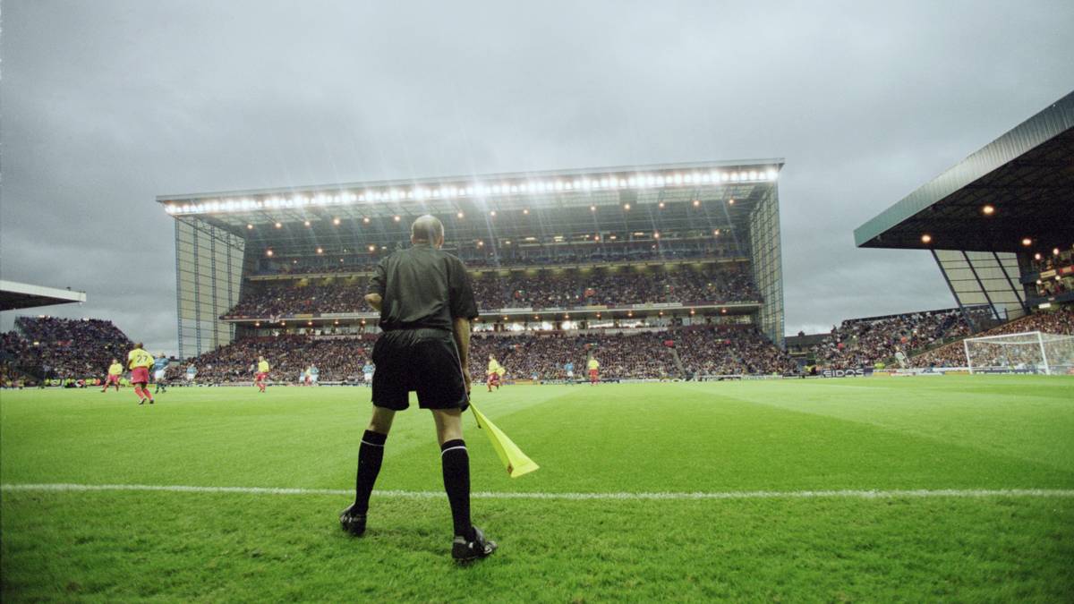Die ersten Pläne für den Stadionbau kamen 1922 auf, da der Hyde Park - die ursprüngliche Spielstätte von ManCity - nicht mehr groß genug war