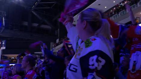 Die Eisbären Berlin und die Adler Mannheim liefern sich in ihrem zweiten Aufeinandertreffen der Saison ein packendes Duell in der Hauptstadt. Nach einem Wechselbad der Gefühle fällt die Entscheidung erst in der Overtime.