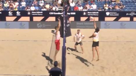 Das deutsche Duo Jonas Sagstetter und Sven Winter liefern eine starke Leistung gegen das polnische Doppel ab und ziehen in die nächste Runde ein.