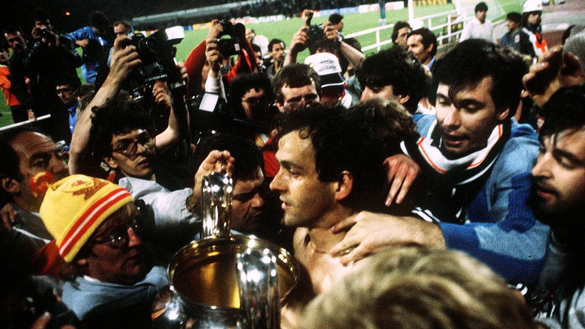 Der wahrscheinliche bitterste Sieg seiner Karriere. Juventus Turin gewann am 29. Mail 1985 das Endspiel des Fußball-Europapokals der Landesmeister gegen den FC Liverpool. Bei der Katastrophe von Heysel kamen vor dem Spiel 39 Menschen ums Leben. Liverpooler Fans stürmten einen neutralen Sektor, in dem sich italienische Fans aufhielten. Aufgrund von Sicherheitsbedenken entschieden sich die Verantwortlichen dazu die Partie anzupfeifen