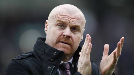 Der abstiegsbedrohte FC Burnley hat sich nach mehr als neun Jahren von seinem Trainer Sean Dyche getrennt. Vor allem bei den Fans sorgt die Entlassung für Entsetzen.