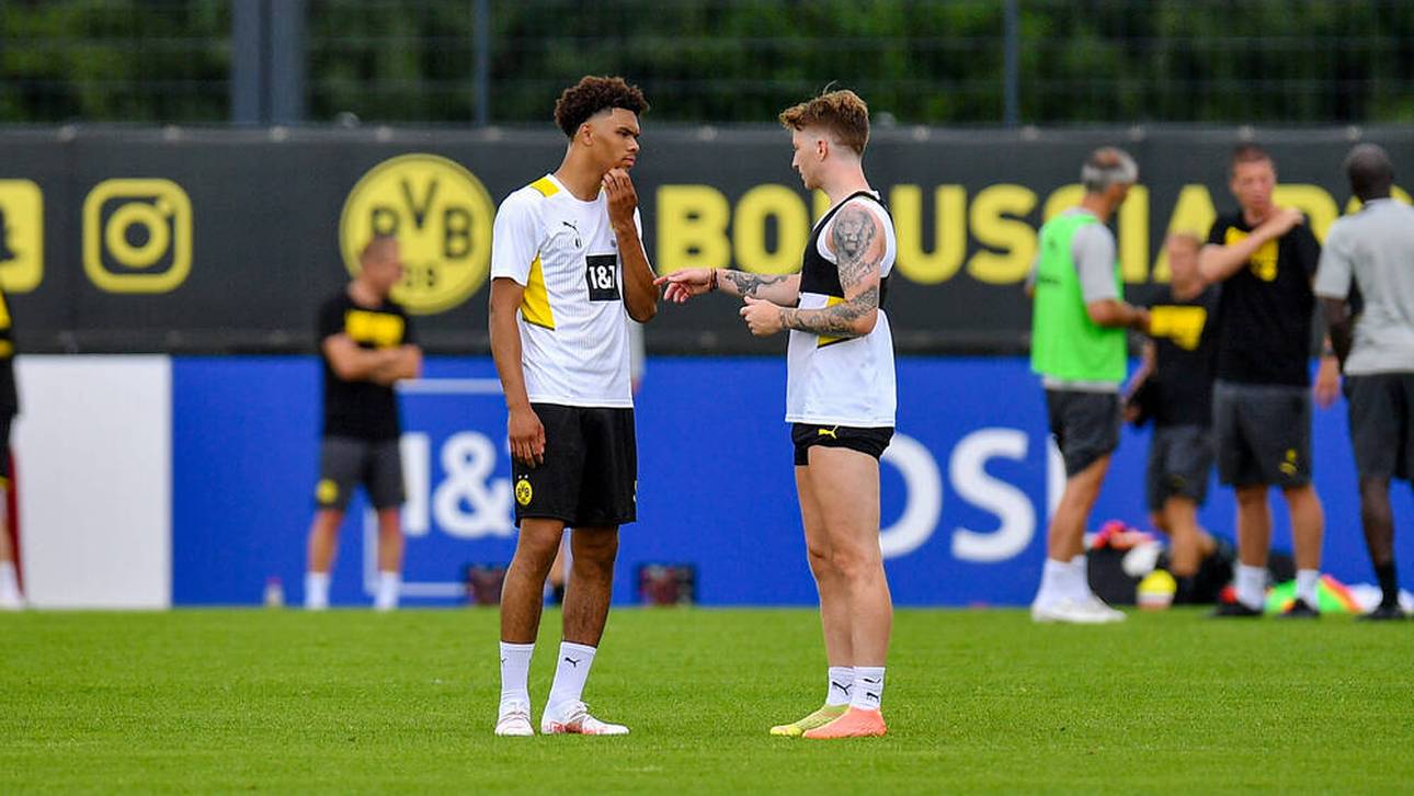 Bis zum Sommer 2023 stand Collins (l.) noch gemeinsam mit Marco Reus (r.) bei Borussia Dortmund unter Vertrag