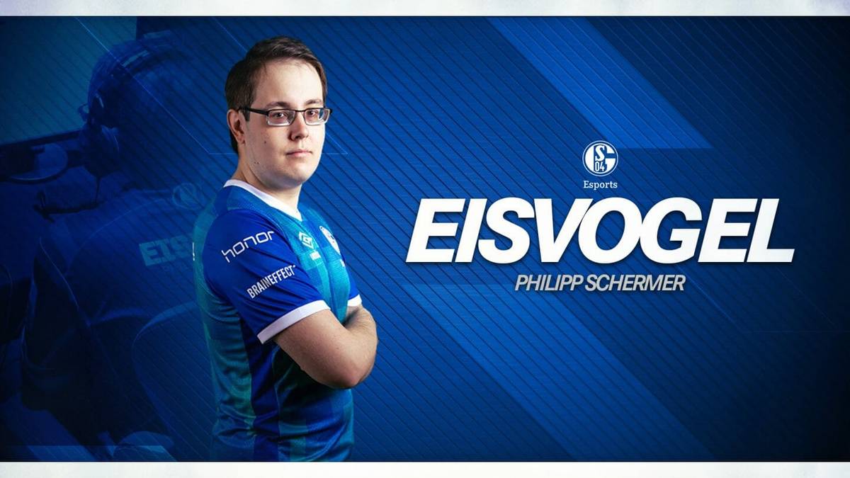 Platz 38 - Philipp "Eisvogel" Schermer  (PS4/1245 Punkte): Ansässig in München spielt er für den FC Schalke 04. In der Virtuellen Bundesliga schaffte er es zuletzt bis ins Viertelfinale