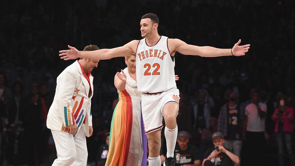 Wen haben wir denn da? Nance Jr. schlüpfte in die Rolle seines Vaters 