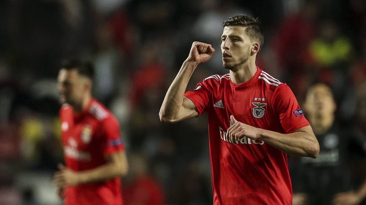 PLATZ 6 - RÚBEN DIAS (65 SPIELE): Der Innenverteidiger stürmte mit Benfica ins Viertelfinale der Europa League, in dem gegen Eintracht Frankfurt Schluss war. Der 22-Jährige ist ein Mega-Talent und in der portugiesischen Nationalmannschaft bereits nicht mehr wegzudenken