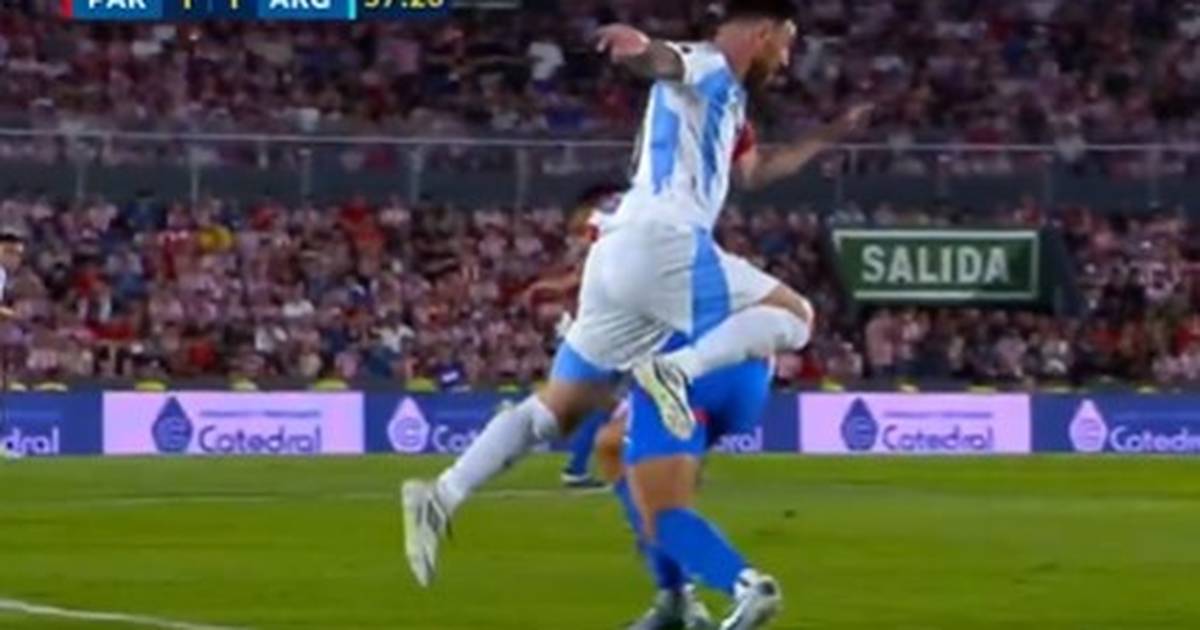 元ヘルタン選手、アルゼンチン戦でメッシにひどいファウル