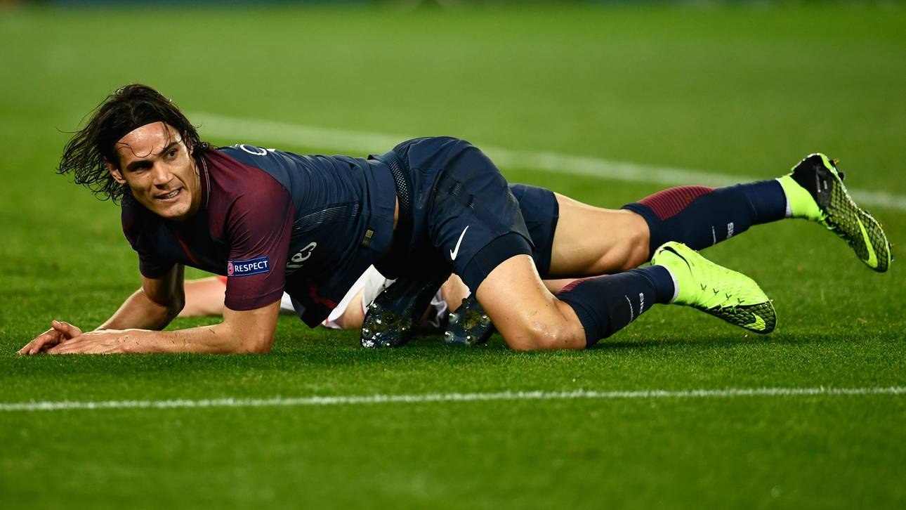 Muss PSG Cavani verkaufen?