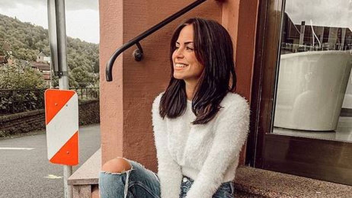 Und offenbar sind die beiden Turteltauben verliebter den je. "Sie ist eine Top-Frau. Es hat von Anfang an gepasst", sagte Bürki nun dem Schweizer "Blick" und sprach über die frische Liebe zur Influencerin