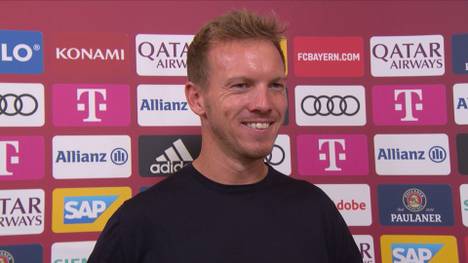 Nach dem klaren 4:0-Heimsieg des FC Bayern München gegen die kriselnden Leverkusener äußert sich Trainer Julian Nagelsmann erleichtert und sorgt für Schmunzler. 