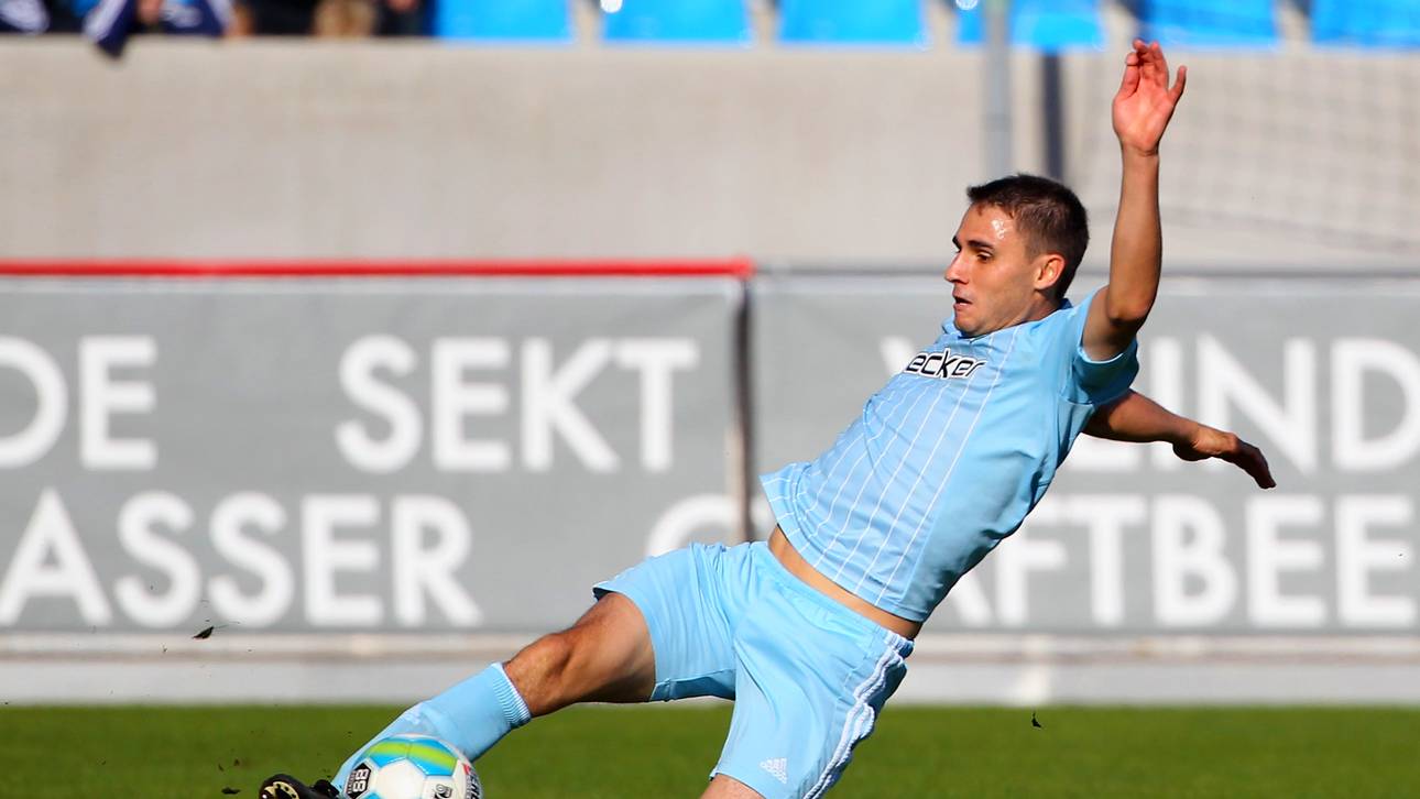 Chemnitz verlängert mit Conrad