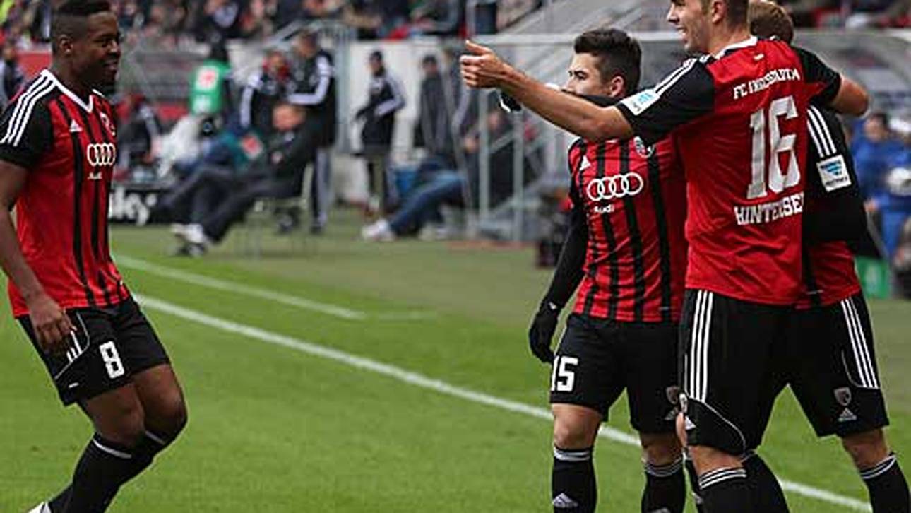 Dreimal Latte und ein Geistertor