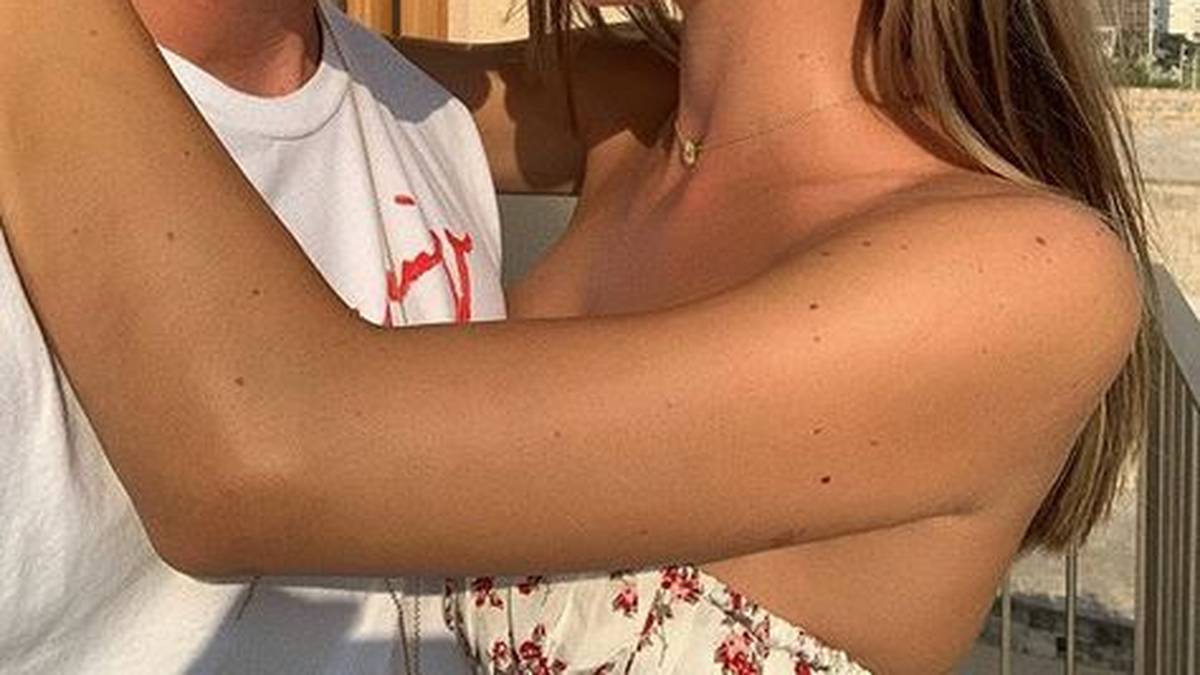 Die speziellen sportlichen Momente sind bei Mario Götze derzeit rar gesät. Zur Ablenkung ging es mit Frau Ann-Kathrin nach Mallorca. "Mein ein und alles", schreibt Götzes bessere Hälfte