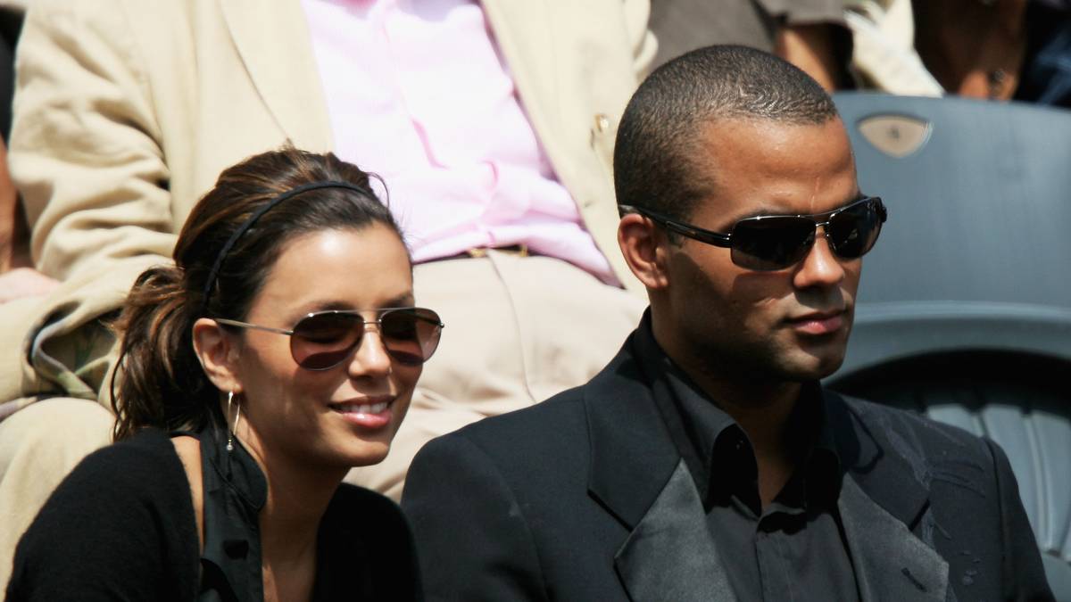 EVA LONGORIA/TONY PARKER: Für diese beiden erfüllte sich die ewige Liebe nicht. 2004 lernten sich die Schauspielerin und der sieben Jahre jüngere Basketballspieler kennen und lieben, 2007 folgte die Hochzeit