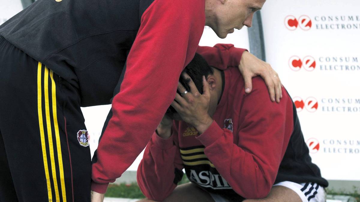 Gestürzte Tabellenführer: Ballack als Warnung für den BVB