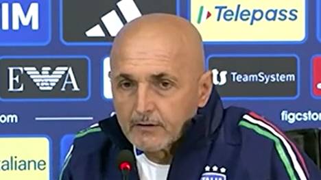 Italien-Trainer Luciano Spalletti verließ die Pressekonferenz, als er gefragt wurde, ob er sich vom Verband verraten fühle. Er kündigte an, nach dem Spiel gegen Moldawien nicht mehr Nationaltrainer zu sein.