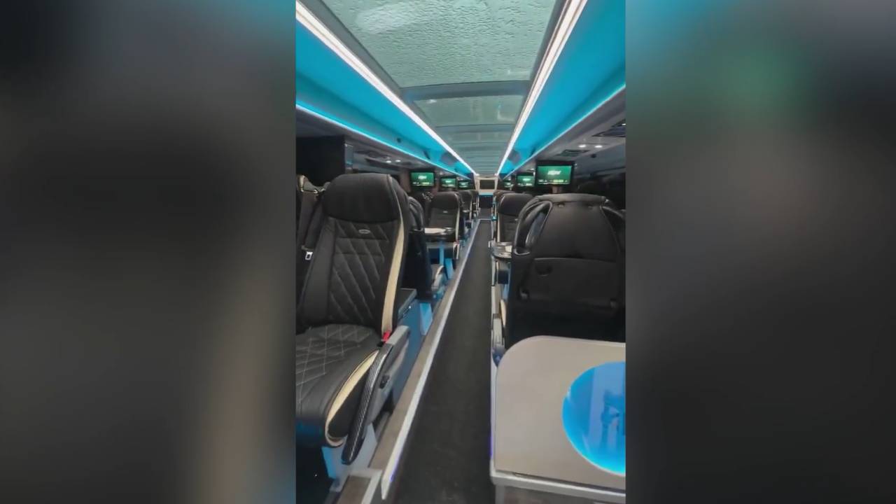 Luxus pur! Dieser Mannschaftsbus bewegt Premier-League-Stars