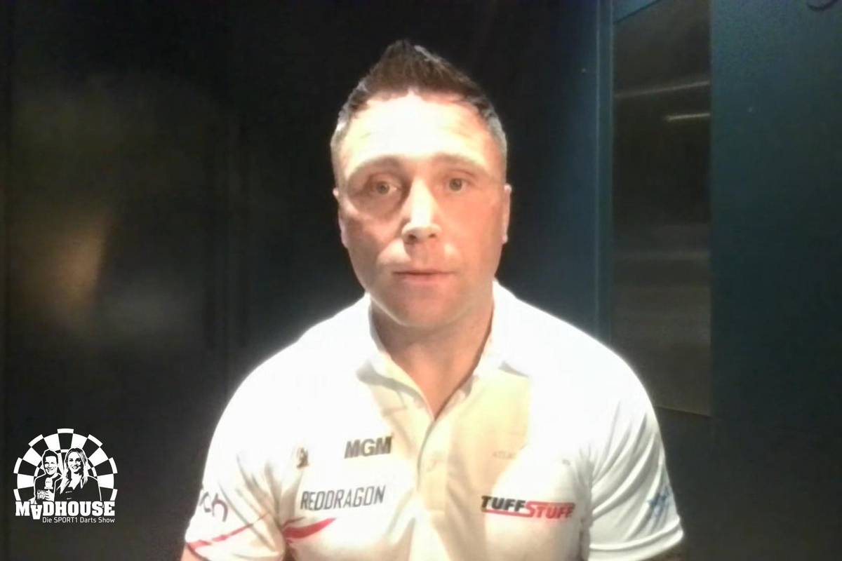 Die Playoffs der Premier League of Darts stehen an und Gerwyn Price erhält von seinem guten Kumpel Jonny Clayton Zuspruch. Clayton ist sich sicher, dass Price den Titel holen wird.