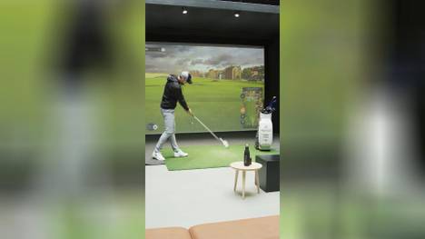 Bayern-Stürmer Harry Kane trifft für den deutschen Rekordmeister in dieser Saison nach Belieben. In diesem Video beweist der Engländer nun auch seine Zielsicherheit im Golf-Simulator.