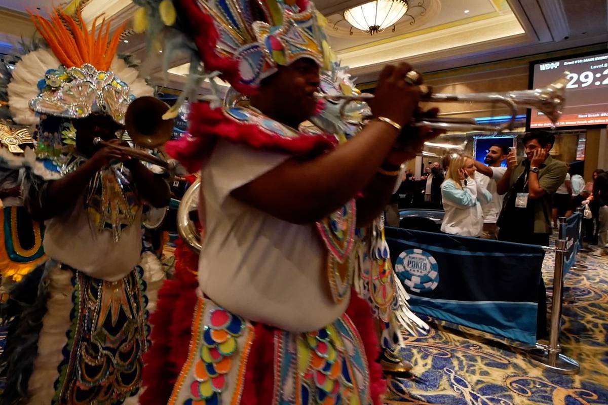 Phil Hellmuth als Poseidon bei der WSOP Paradise