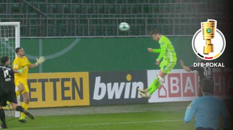 Der VfL Wolfsburg triumphiert zieht gegen Sandhausen ins Achtelfinale ein. Mit dem Zweitliga-Kellerkind haben die personell arg gebeutelten Wölfe keine Mühe. 