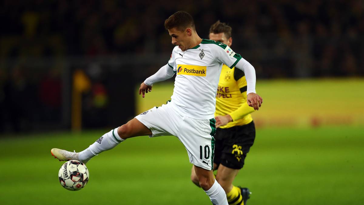 THORGAN HAZARD: Zunächst viel mit Defensivaufgaben beschäftigt, konnte sich gegen Piszczek kaum durchsetzen. SPORT1-Note: 4,5