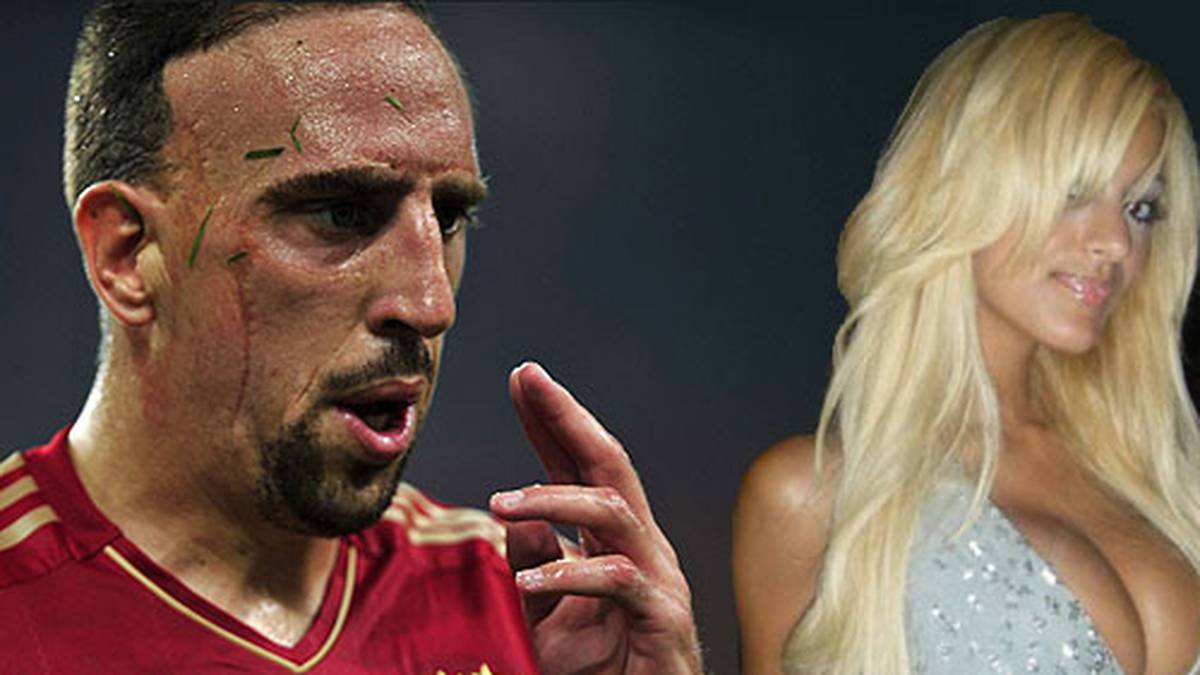 Die Affäre um die mittlerweile als Model arbeitende Zahia Dehar beschäftigte am Ende nicht nur Polizei und Boulevard: Weil Bayern sich in dem Skandal konsequent hinter Ribéry stellte, während Wunschverein Real auf Distanz gegangen sein soll, änderten sich die Zukunftsplanungen von Ribéry