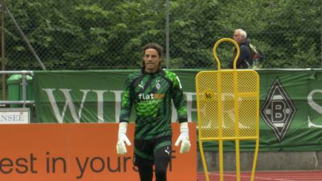SPORT1 Chefreporter Kerry Hau verfolgt das Geschehen beim FC Bayern vor Ort in Katar. Der Rekordmeister soll weiter daran arbeiten Yann Sommer nach München zu holen.