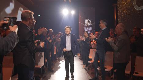 Emotionale Momente am Montagabend. Im Fußballmuseum in Dortmund wurden sechs deutsche Sportgrößen für ihre Erfolge geehrt und in die Hall of Fame aufgenommen.
