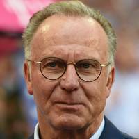 Der ehemalige Bayern-Profi Markus Babbel hat keine Zweifel bei der Rückkehr von Aufsichtsrat Karl-Heinz Rummenigge. Auch die aktivere Rolle des Ehrenpräsidents Uni Hoeneß gefällt Babbel. 