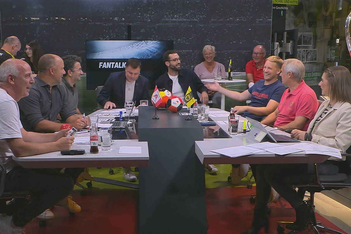 SPORT1-Chefreporter Patrick Berger kommt direkt nach dem Spiel des BVB gegen Kopenhagen im Deutschen Fußball Museum beim Fantalk vorbei. Auf dem Weg passiert etwas unglückliches.