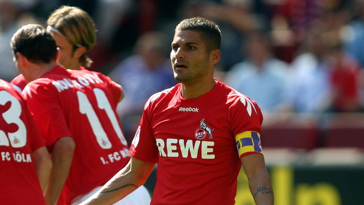 PLATZ 1: Youssef Mohamad (1. FC Köln) - Uneingeschränkter König der frühen Platzverweise ist der Kölner Mohamad. Er fliegt zum Saisonstart 2010/11 im Spiel gegen Kaiserslautern nach 87 Sekunden wegen einer Notbremse vom Platz