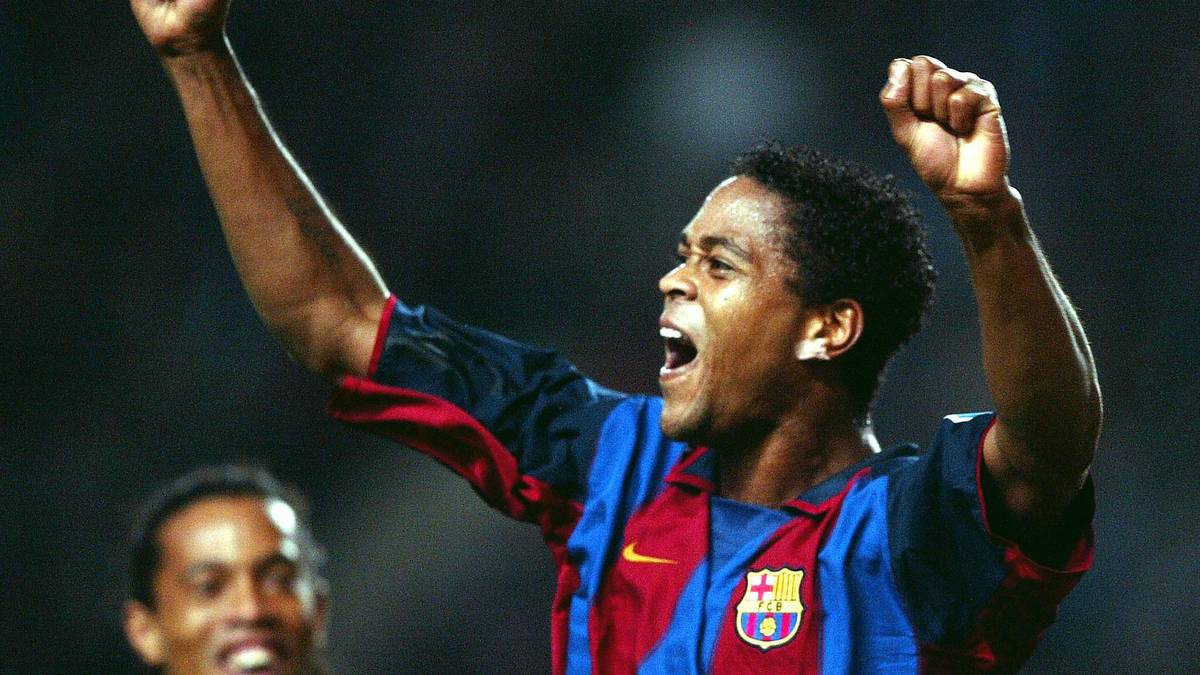 PATRICK KLUIVERT (1998-2004): Für Barca erzielte er 145 Tore in 308 Spielen und war damit einer der besten Torschützen in der Geschichte des Klubs. Von Trainer Louis van Gaal wurde er als "perfekter Stürmer" bezeichnet