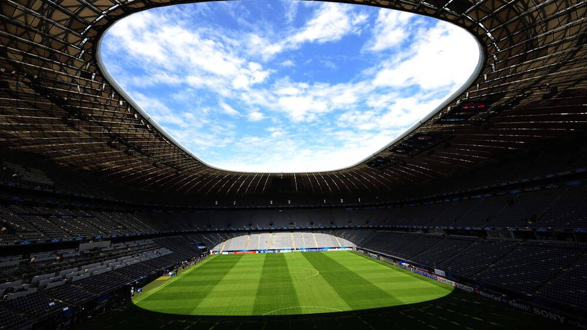 📅 Spiele in der Fußball Arena München:
Dienstag, 15. Juni 2021 - Gruppe F: Frankreich - Deutschland
Samstag, 19. Juni 2021 - Gruppe F: Portugal - Deutschland
Mittwoch, 23. Juni 2021 - Gruppe F: Deutschland - Ungarn
Freitag, 2. Juli 2021 - Viertelfinale