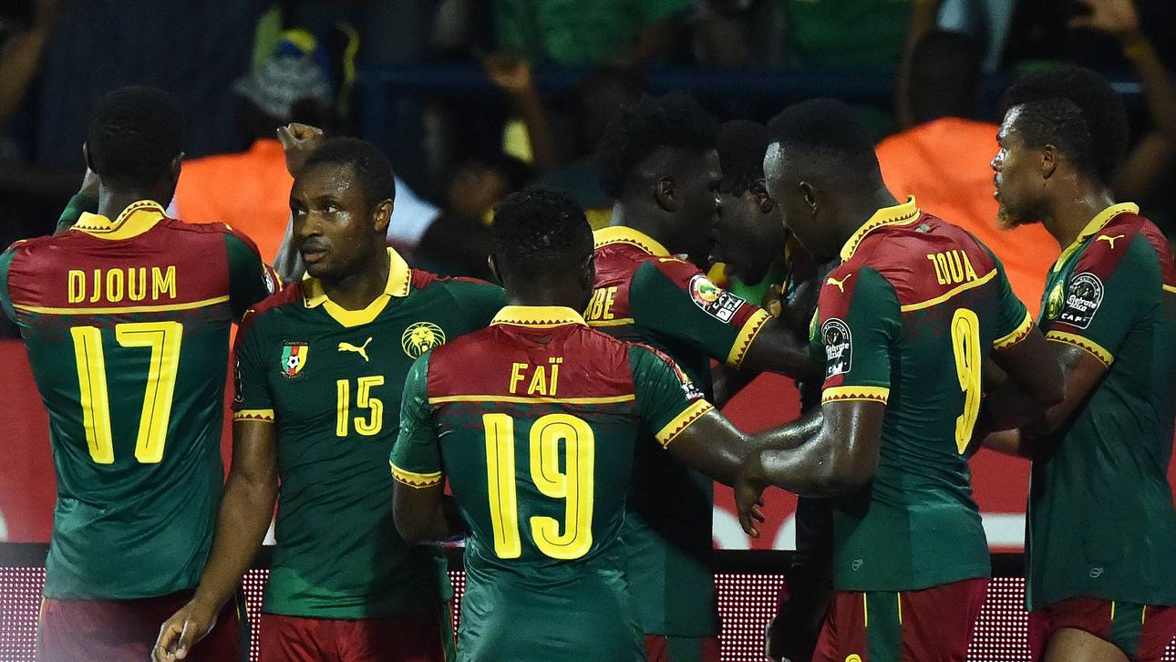 Kamerun nach Schlussspurt im Finale