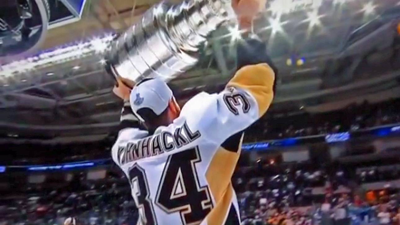 Der Stanley Cup kriegt Kühnhackls Namen