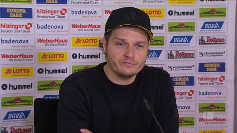 Der BVB verliert gegen den SC Freiburg und den Kontakt zu den Champions-League-Plätzen. Edin Terzic ist nach dem Spiel bedient, lobt aber Wunderkind Moukoko.
