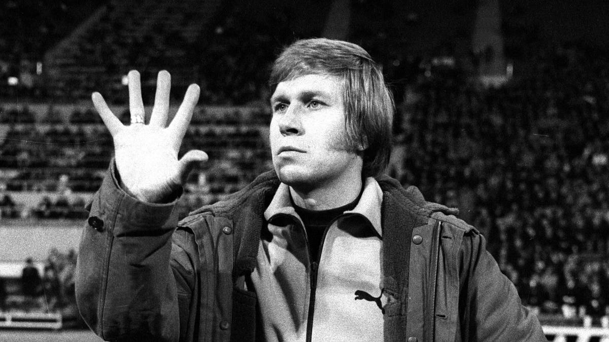 9. Diethelm Ferner: Bundesliga-Debüt als Cheftrainer 1973 für Rot-Weiss Essen mit 32 Jahren, zwei Monaten und zwei Tagen