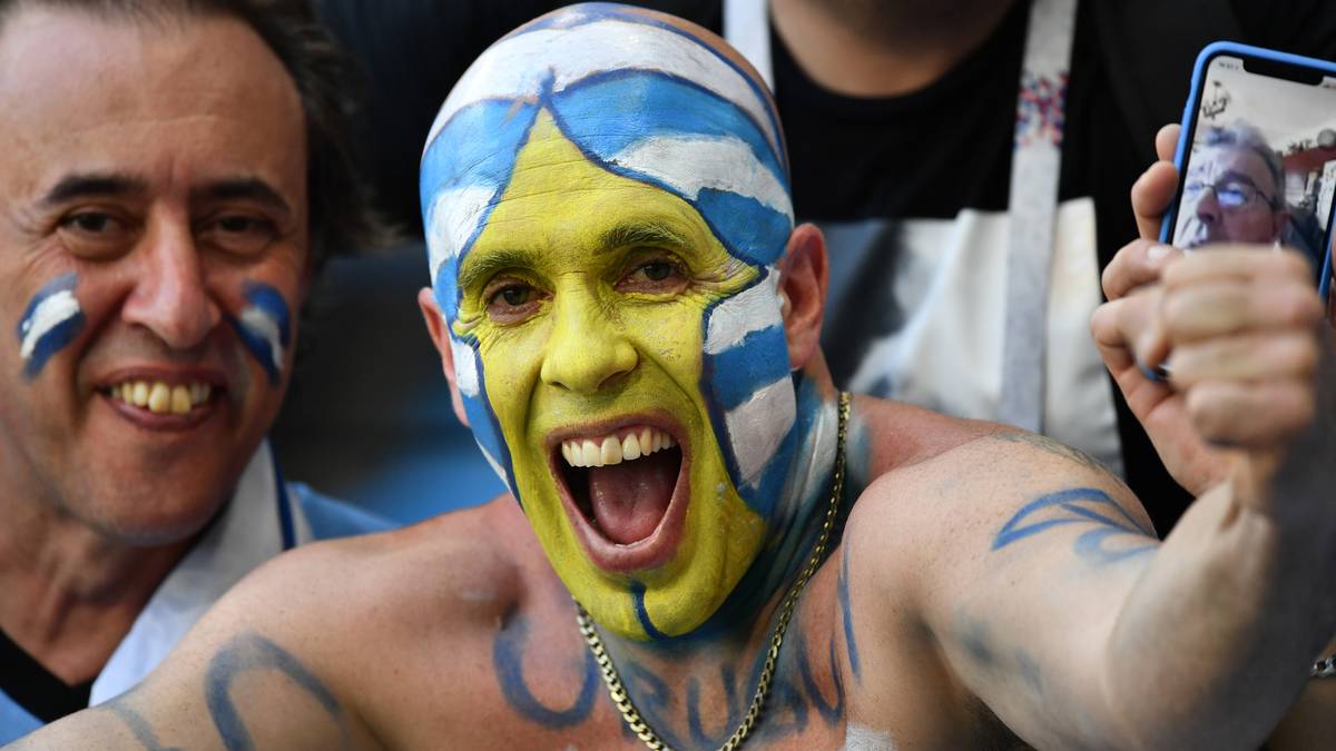 Sieg! Die  Uruguay-Fans freuen sich lauthals
