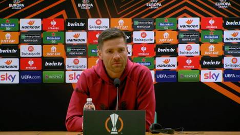 Xabi Alonso spricht über seine Zeit als Spieler unter José Mourinho und was ihn am meisten an seinem alten Trainer beeindruckt hat. 