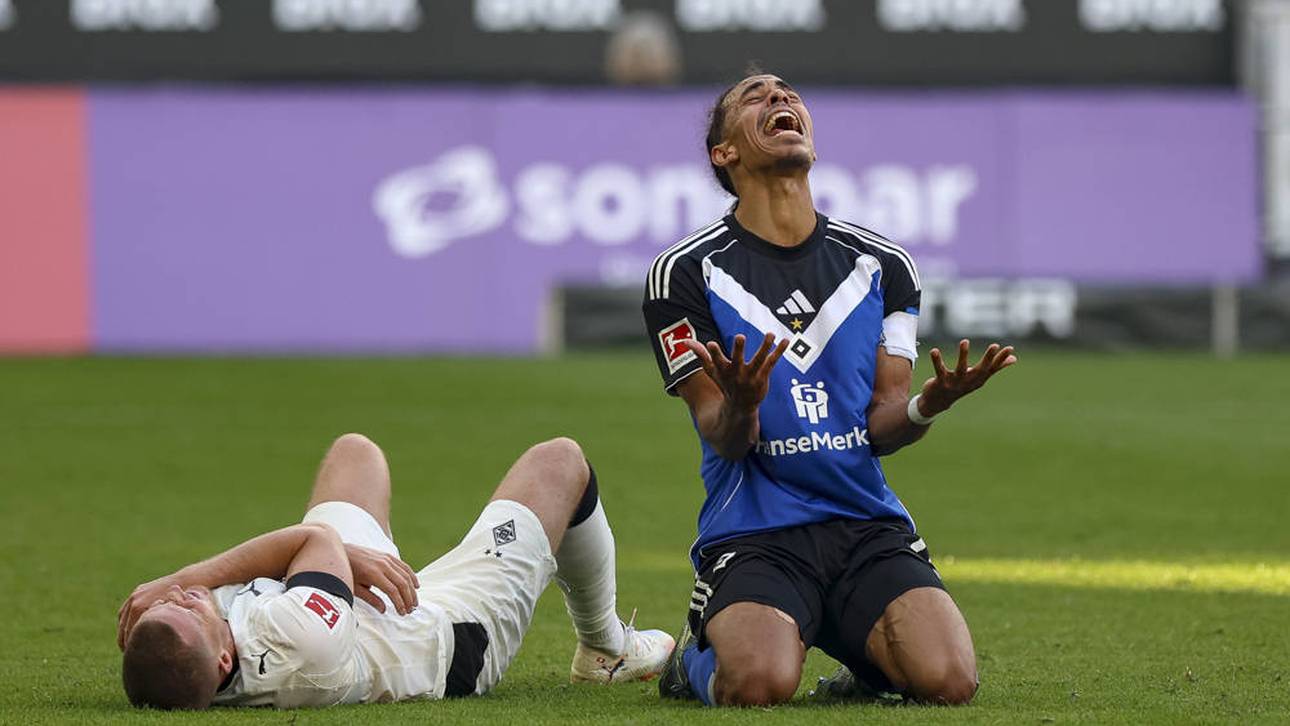 Yussuf Poulsen ärgert sich nach dem aberkannten Abseitstor