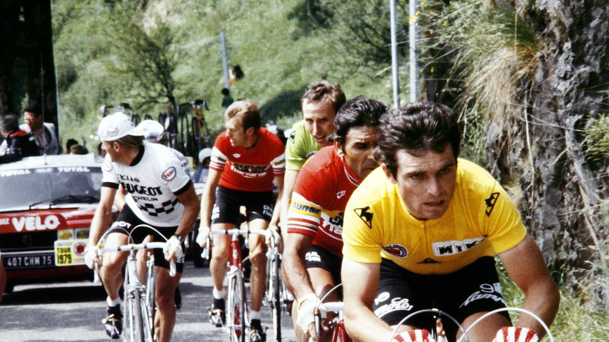 Von seinen Landsleuten erhielt er deswegen auch den Ehrennamen "Le Blaireau" ("Der Dachs"). Vielleicht wäre der Franzose heute auch alleiniger Rekordhalter bei der Tour, wenn ihm sein Knie nicht einen Strich durch die Rechnung gemacht hätte