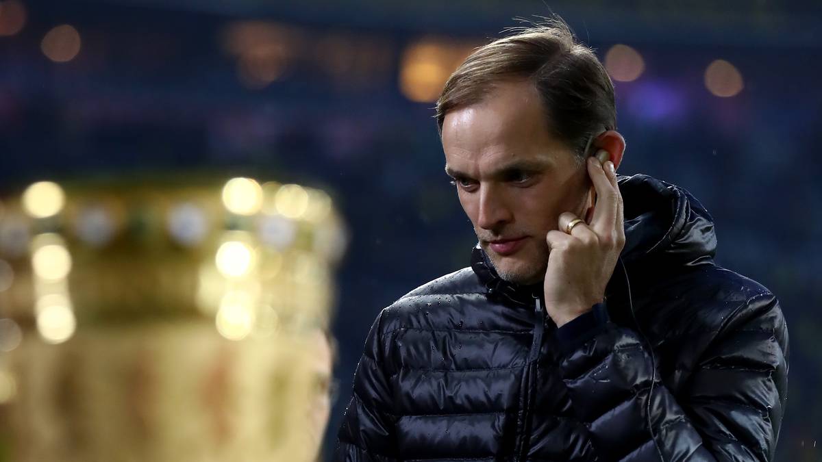 Da ist er, der Pott, um den es im vorgezogenen Finale zwischen dem FC Bayern und Borussia Dortmund geht. Sowohl BVB-Trainer Thomas Tuchel, als auch Carlo Ancelotti konnten diesen noch nie gewinnen