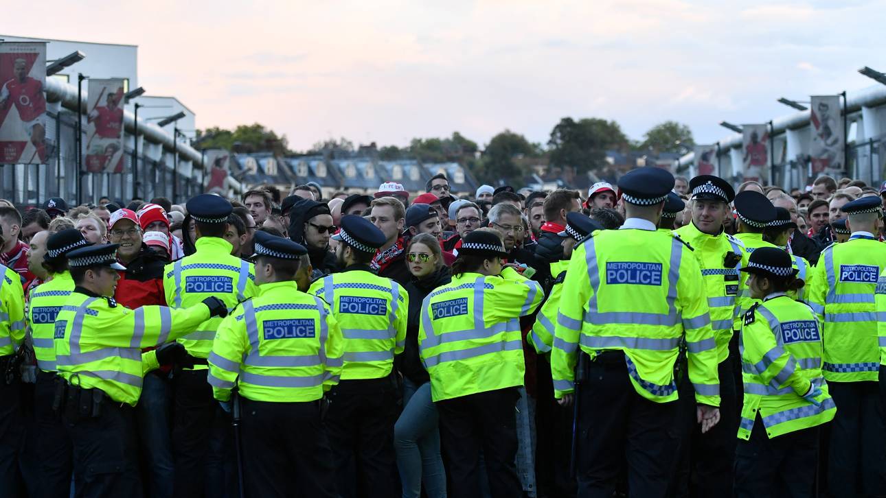 Fan-Chaos: Arsenal gibt Scheitern zu