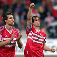 Die Bayern-Legenden Mehmet Scholl und Markus Babbel treffen in der Game-Show „Schlag den Star“ aufeinander.