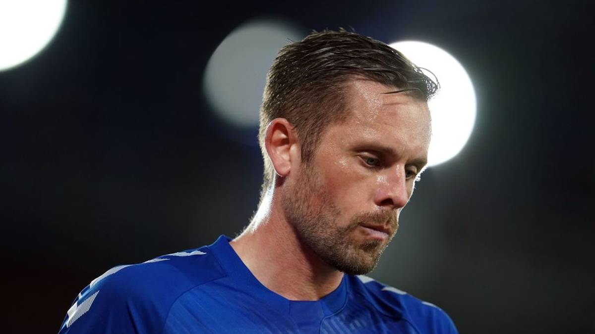 Fc Everton Schwager Von Gylfi Sigurdsson Stirbt Nach Unfall Mit Schusswaffe