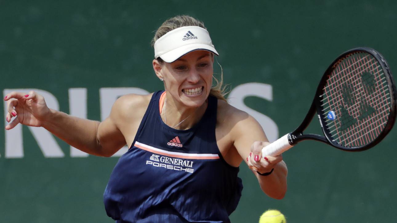 Kerber findet auf Rasen zu Form