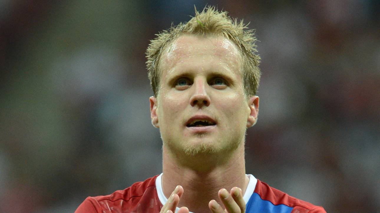 Nationalspieler schrottet Luxusauto