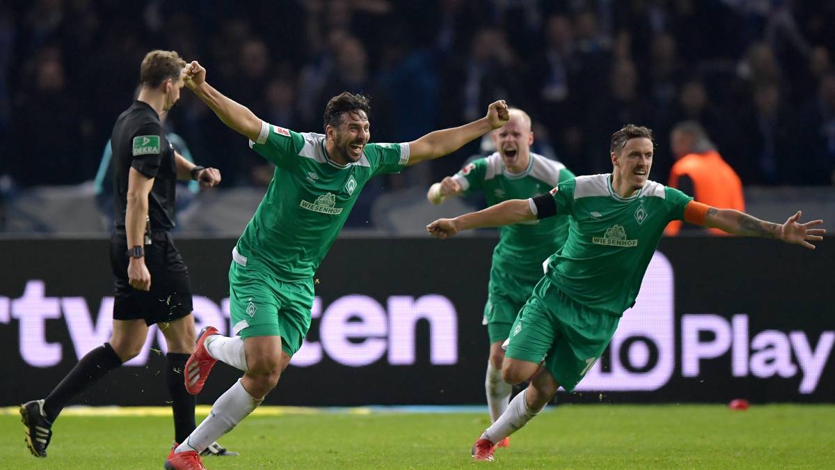 Claudio Pizarro ist der älteste Bundesliga-Torschütze aller Zeiten! Der Angreifer von Werder Bremen erzielte bei Hertha BSC mit einem Freistoß den Ausgleichstreffer zum 1:1-Endstand in der sechsten Minute der Nachspielzeit