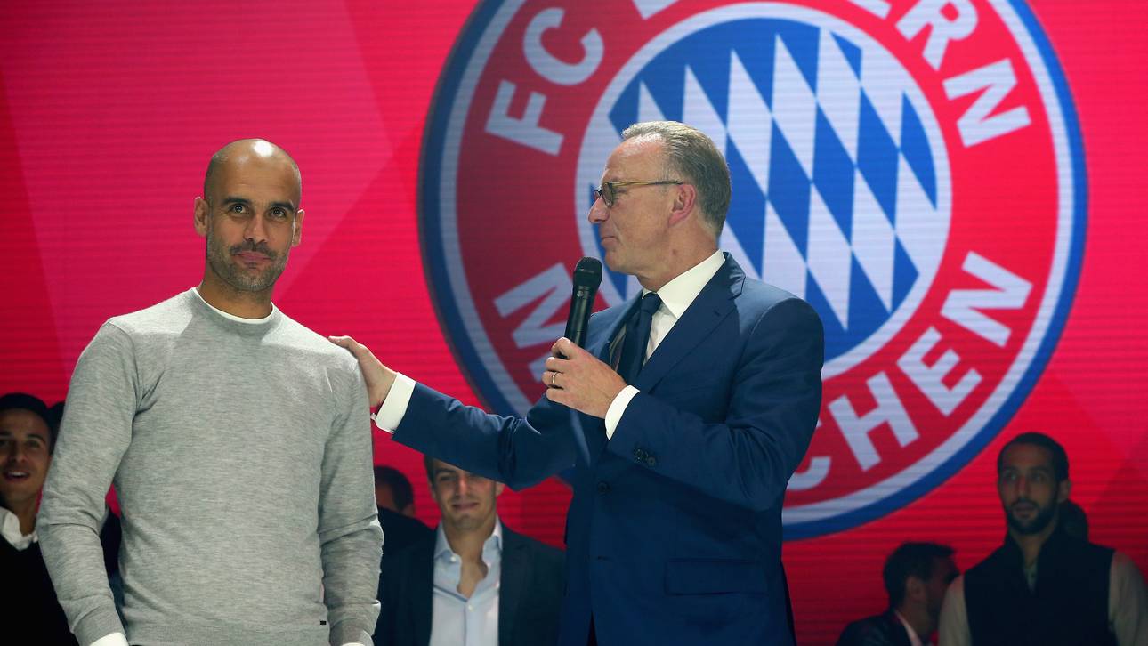 Pep Guardiola (l.) und Karl-Heinz Rummenigge beim Meister-Dinner im Mai